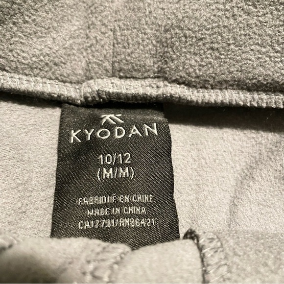 Kyodan Fuzzy Sweater and Pants Set Girls Size Medium 10/12 - Picture 13 of 16